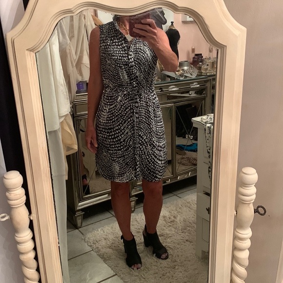 Black and white dress - Picture 4 of 12